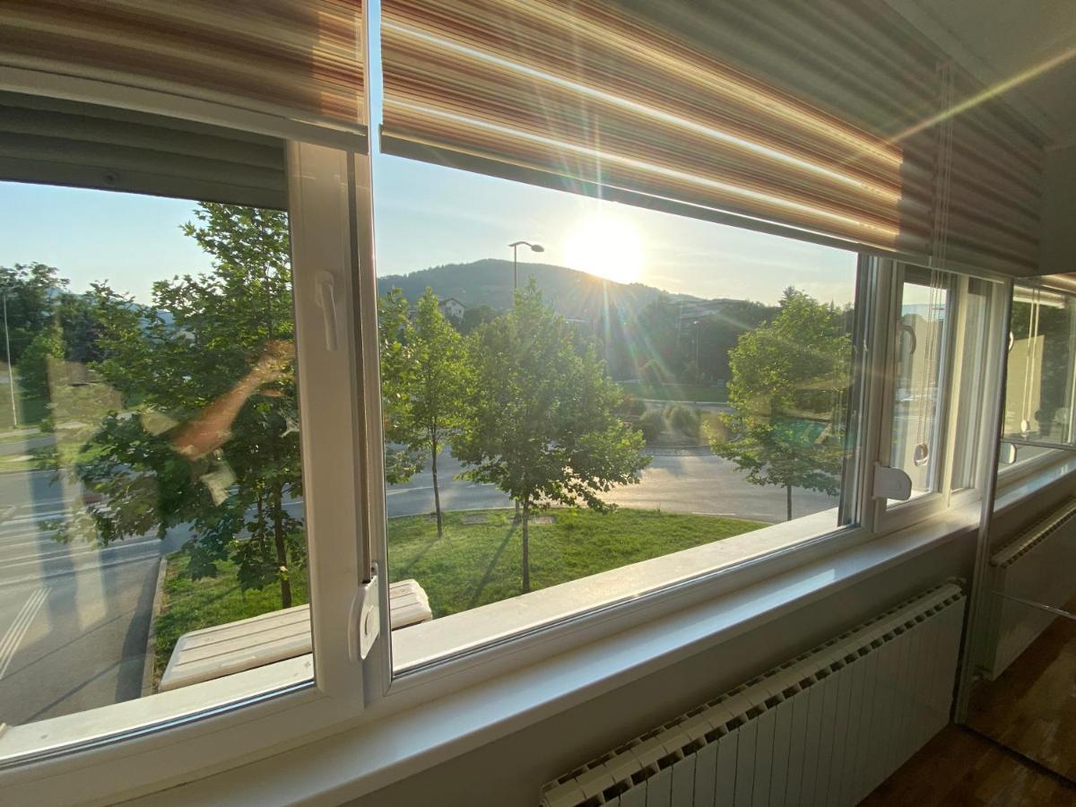 Apartman "Amy Delux" Zenica Exterior foto